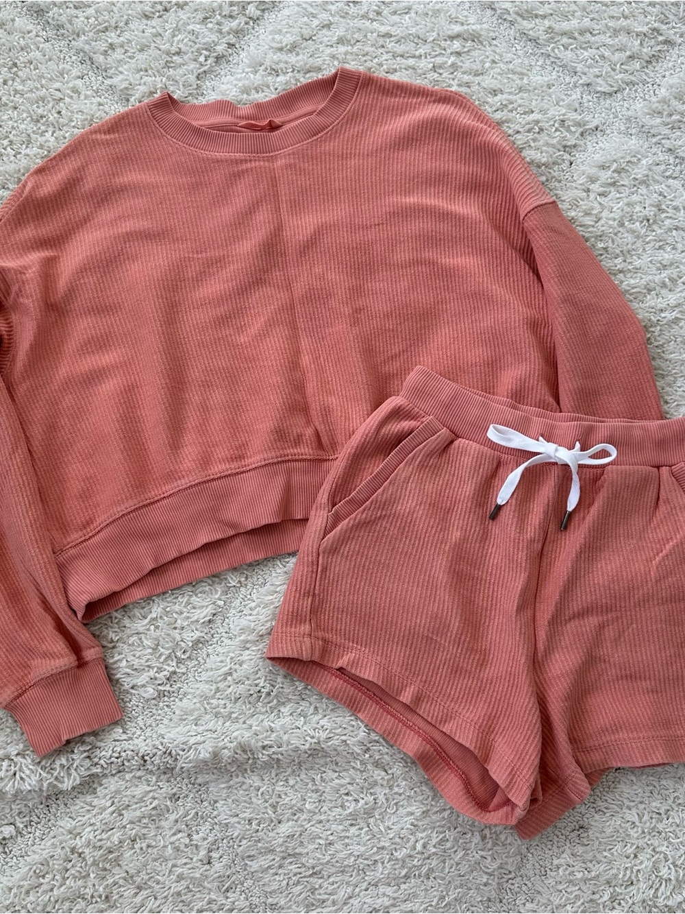 Aerie Peach Set